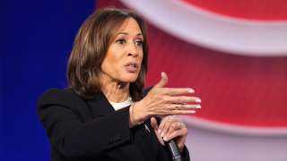 هاريس: ترامب أشعل حربا كارثية من صنعه دون أي خطة أو استراتيجية لإنهاءها
