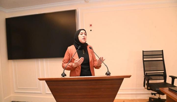 صافيناز طلعت تفتح ملف المعاشات تحت القبة: ”دي حق مش منحة”