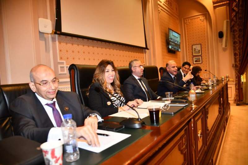 بوابة البرلمان