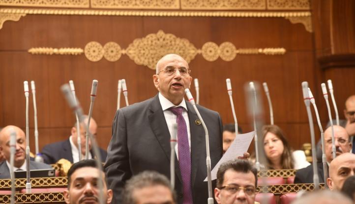 أشرف عبد الغني يرفض قانون التأمينات والمعاشات: الزيادات يلتهمها التضخم قبل ان تصل إلى مستحقيها