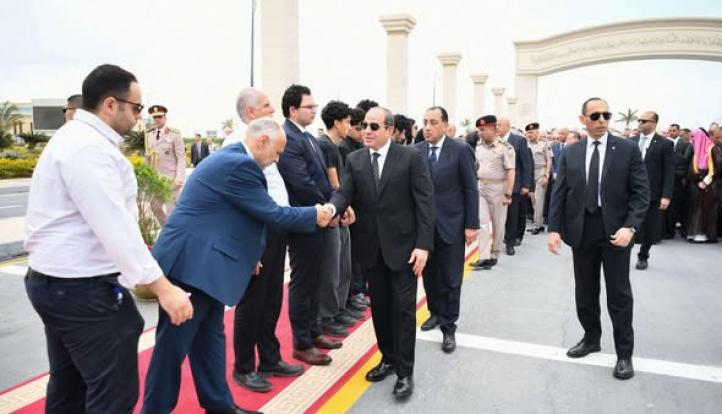 الرئيس السيسى يتقدم مشيعى جنازة اللواء كمال مدبولى والد رئيس الوزراء