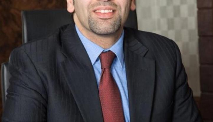 وزير الصناعة يصدر قراراً بتعيين المهندس محمد زادة مساعدًا للوزير للصناعات الاستراتيجية