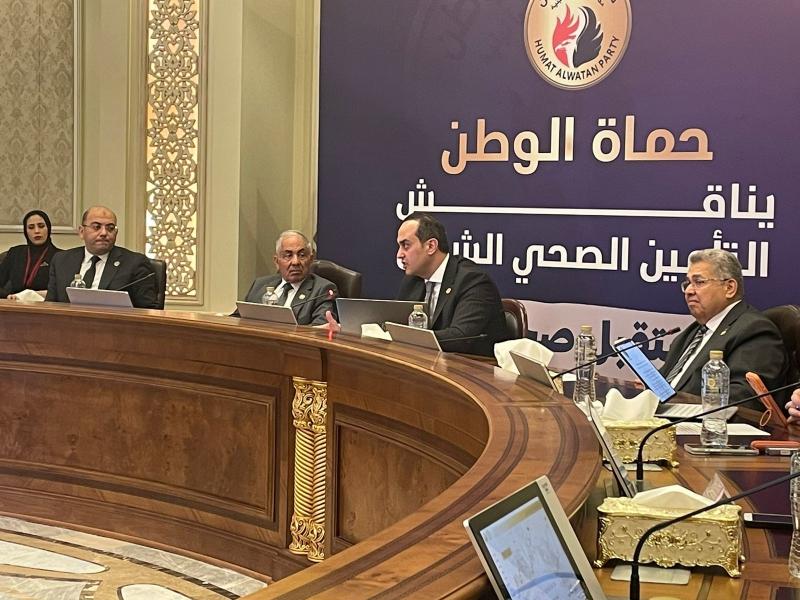 بجلسة حماة الوطن النقاشية:   وكيل عربية النواب : توجيهات القيادة السياسية جسدت المحرك الأساسي لإنجاح التأمين الصحي الشامل