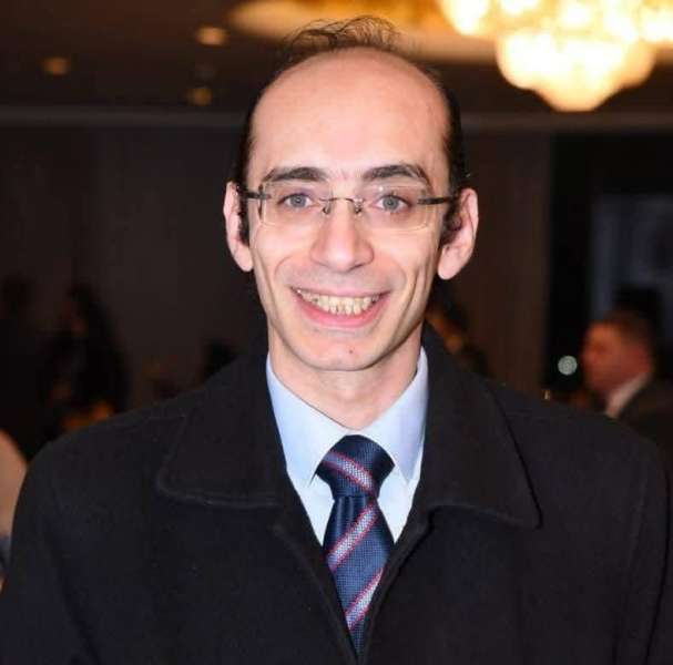 محمد عبدالعزيز