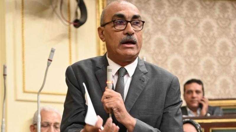 النائب إيهاب منصور: التأخير في تطوير طريق المريوطية يهدد أرواح المواطنين يوميًا