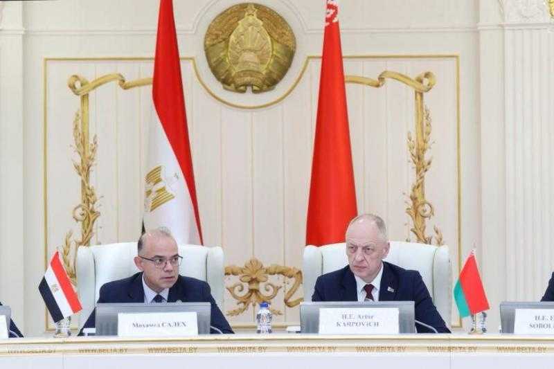 وزير الاستثمار يبحث في بيلاورسيا فرص تصنيع وتجميع المعدات الثقيلة في مصر