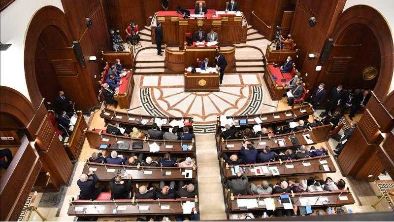 انطلاق أعمال الجلسة العامة الشيوخ لمناقشة ملف الطيران المدني