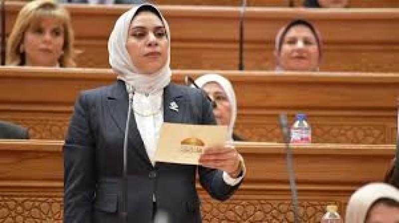 النائبة فاطمة عادل تتقدم بطلب إحاطة بشأن اتساع الفجوات الاقتصادية للمرأة وتأثيرها على جودة النمو