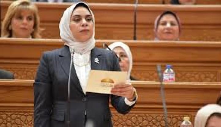 فاطمة عادل تطالب بمراجعة سياسات تمكين المرأة في ظل اتساع الفجوات الاقتصادية والاجتماعية