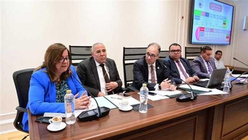 عبدالحميد تطرح أمام إسكان النواب البدائل المتوفرة للخاضعين للإيجار القديم