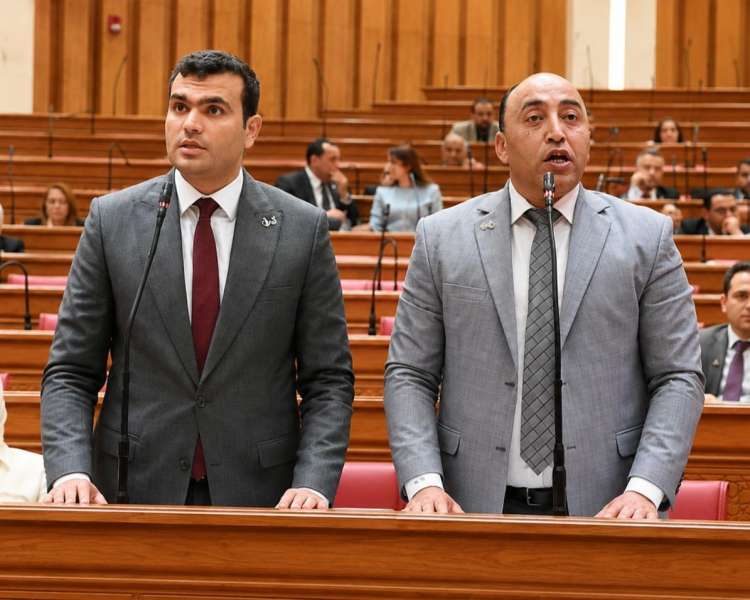 بوابة البرلمان