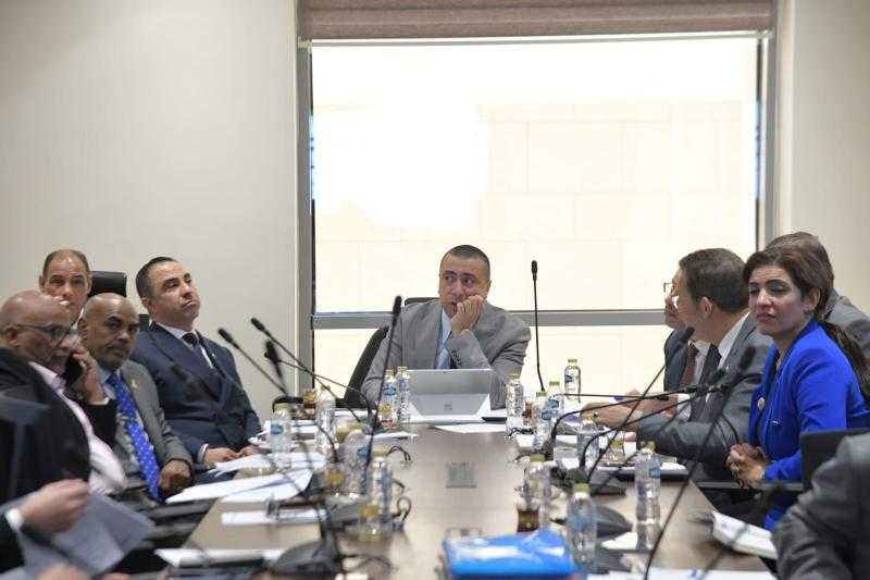 صناعة النواب تناقش الاستفادة من المشروعات التنموية بالصعيد