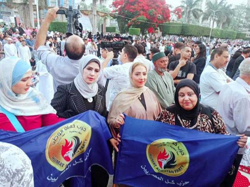 حماة الوطن بالجيزة يشارك الأهالي فرحة العيد بفعاليات احتفالية وتوزيع الهدايا على الأطفال..صور