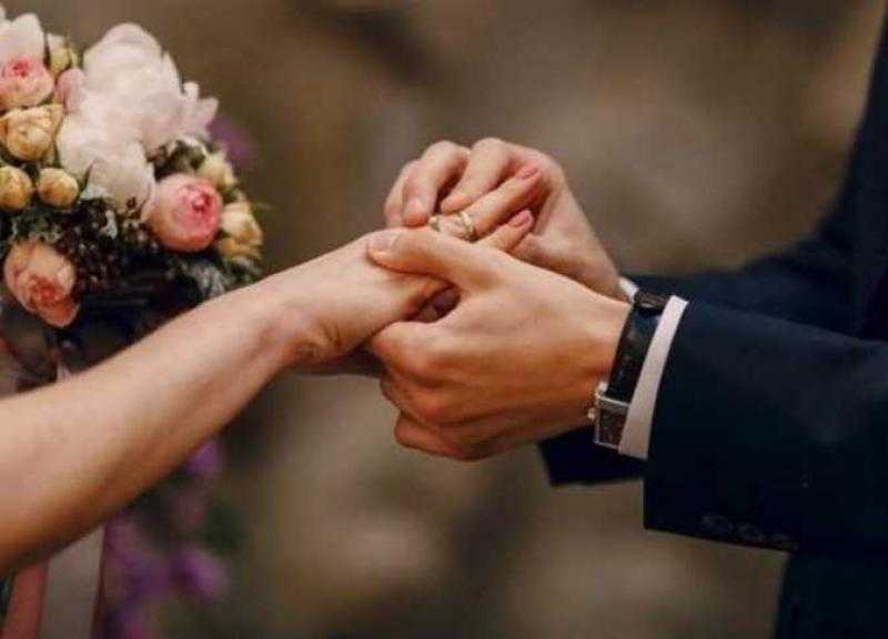 مشروع قانون للتأهيل الإلزامي للمقبلين على الزواج