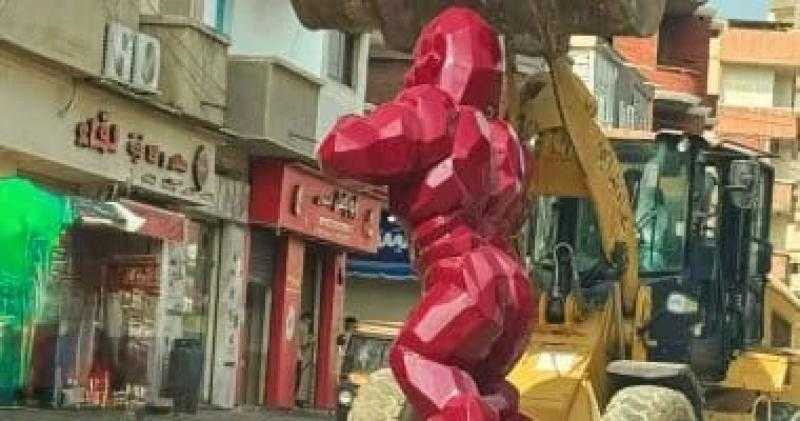 بعد إثارة الجدل.. إزالة مجسم كينج كونج من حديقة أبو المطامير فى البحيرة