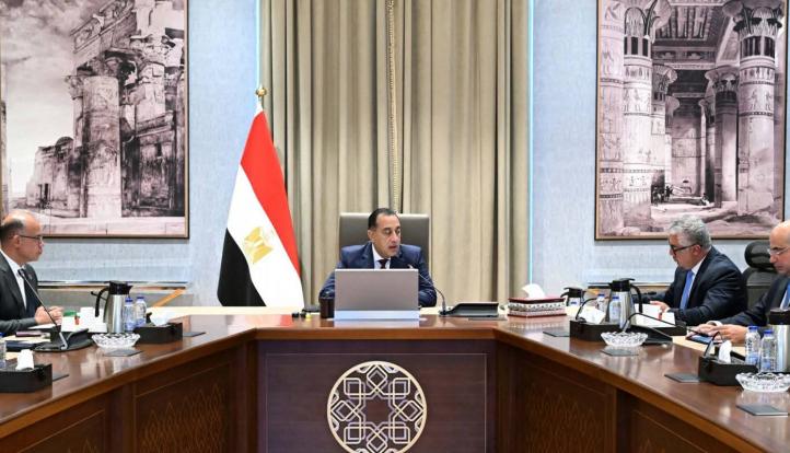 مدبولي يبحث إنشاء مركز توزيع لوجيستي عالمي بمنطقة قناة السويس