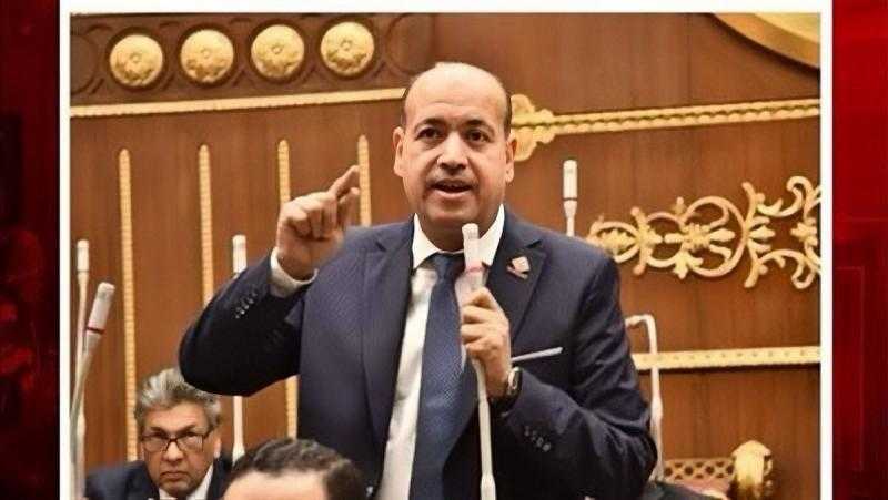 إسكان الشيوخ تناقش مقترح إنشاء مطار دولي بقنا