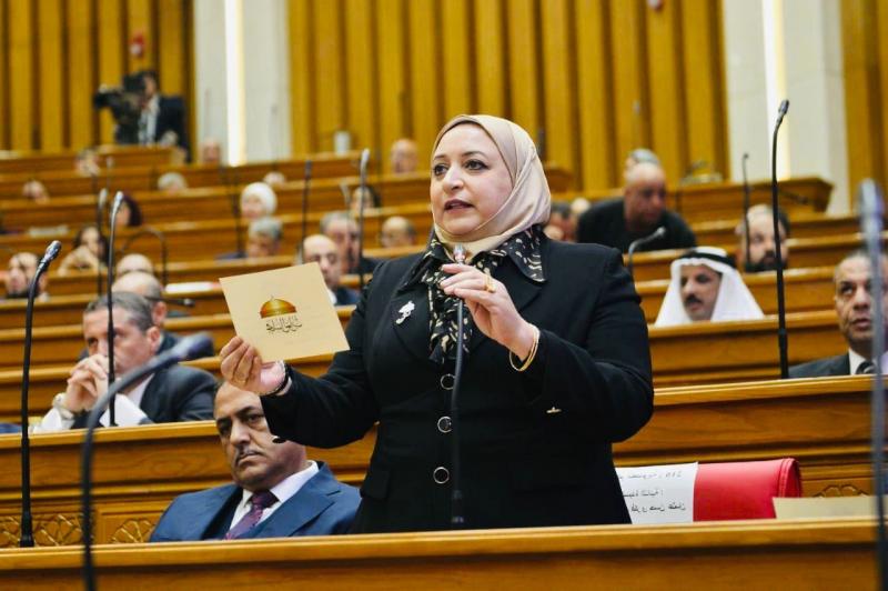 النائبة سحر عتمان