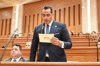 بحضور وزيرة الإسكان.. النائب محمود طاهر يعرض رؤية لتنظيم السوق العقارى تتضمن... بحضور وزيرة الإسكان.. النائب محمود طاهر يعرض رؤية لتنظيم السوق العقارى تتضمن إنشاء ثلاث جهات