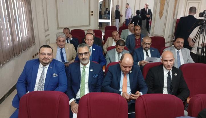 بالصور.. بدء التصويت في انتخابات الأمين العام لحزب العدل