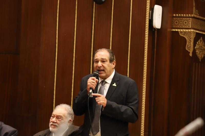 رئيس برلمانية مستقبل وطن بالشيوخ: الوضع الحالي لايمكن مقارنته منذ ١٥ عاما اقتصاديا وتعميق الصناعة المحور الأساسي لتحقيق اقتصاد قوي