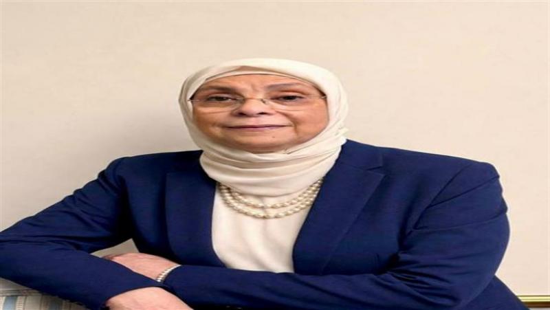 المستشارة هدى عيسى 