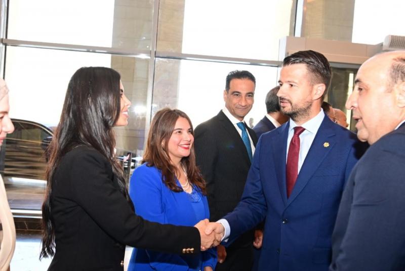 بوابة البرلمان