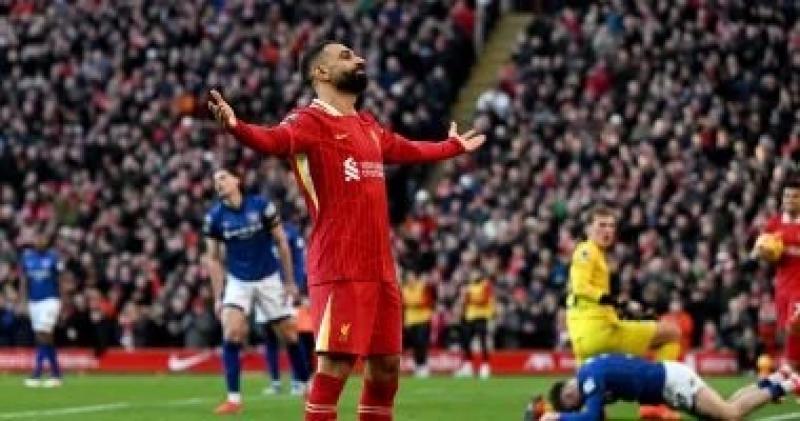 رئيس بشكتاش التركي يتعهد بإنهاء صفقة انتقال محمد صلاح خلال ساعات