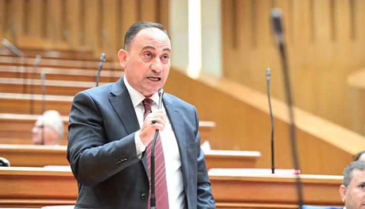 زين الدين يشكر الخارجية لاهتمامها بقضية الشاب المصري العالق بالأردن