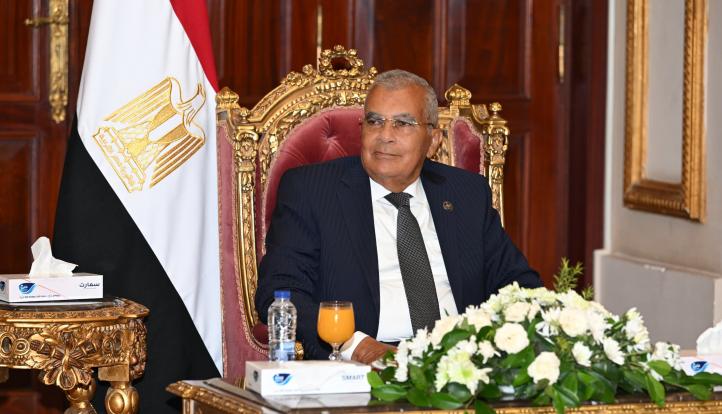 رئيس مجلس الشيوخ يستقبل رؤساء البعثات الدبلوماسية المصرية بالخارج