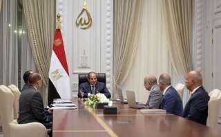 الرئيس السيسي يوجه بتنمية التصنيع المحلي في الرمال السوداء والأسمدة