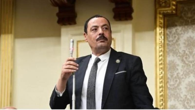 أشرف أمين 