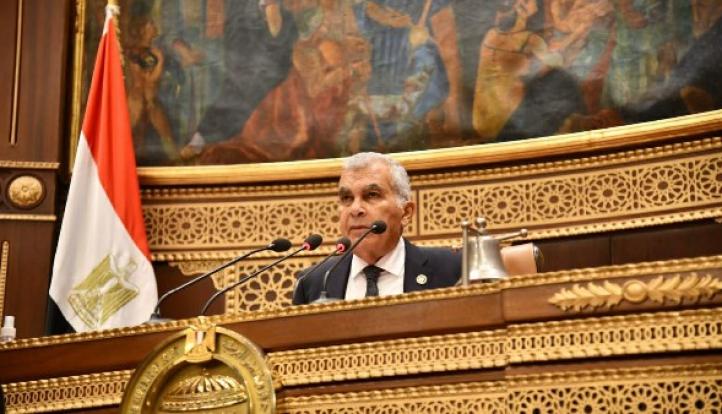 رئيس مجلس الشيوخ يهنئ الرئيس السيسي بذكرى المولد النبوي الشريف