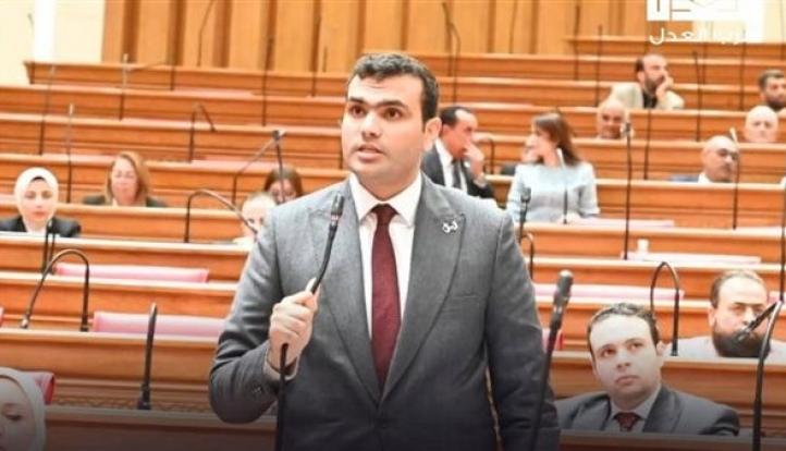 سؤال برلماني للحكومة بشأن مراقبة تطبيقات «السيولة مقابل الذهب»