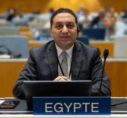 المستشار محمد عادل متحدثاً باسم رئاسة مجلس الوزراء المستشار محمد عادل متحدثاً باسم رئاسة مجلس الوزراء