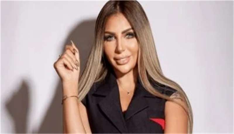 سارة خليفة 