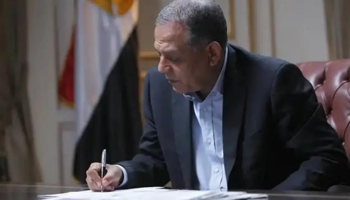 محمد أنور السادات في اليوم العالمي لمحو الأمية: التعليم حق من حقوق الانسان ومحو الأمية مدخل للتمكين