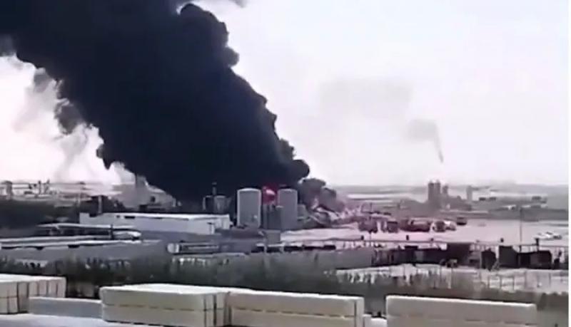 قتلى ومصابون جراء تسرب غاز الأمونيا بمعمل للأسمدة في العراق