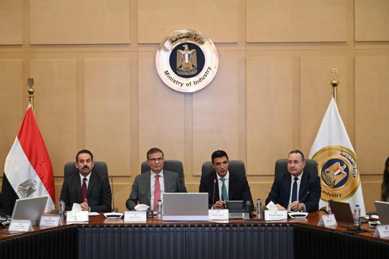 وزراء الصناعة والزراعة واستصلاح الأراضي والتعليم العالي والبحث العلمي ورئيس جهاز مستقبل مصر 