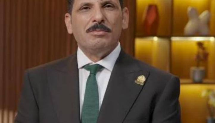 النائب موسى أبو عكيرش يعتذر للفريق كامل الوزير بعد تصويره أثناء تناول الطعام