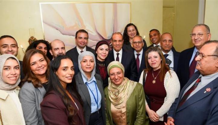 وزير الخارجية يلتقي المصريين العاملين في الأمم المتحدة بنيويورك