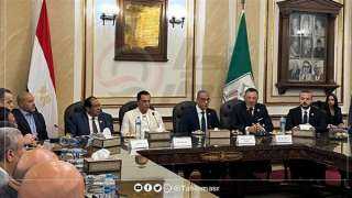 قيادات «مستقبل وطن» تبدأ جولة محافظة الجيزة من جامعة القاهرة قيادات «مستقبل وطن» تبدأ جولة محافظة الجيزة من جامعة القاهرة