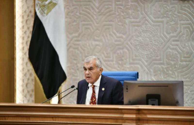رئيس مجلس الشيوخ يهنئ الرئيس السيسي بذكري انتصارات اكتوبر