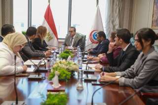 وزير الصحة يبحث مع وفد الأمانة العامة لجامعة الدول العربية سبل تعزيز... وزير الصحة يبحث مع وفد الأمانة العامة لجامعة الدول العربية سبل تعزيز التعاون الصحي العربي المشترك