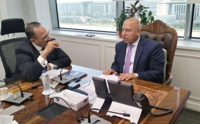 بوابة البرلمان