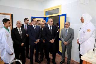 جولة تفقدية لوزير التربية والتعليم ورئيس جهاز مستقبل مصر ومحافظ الإسماعيلية بمدرسة... جولة تفقدية لوزير التربية والتعليم ورئيس جهاز مستقبل مصر ومحافظ الإسماعيلية بمدرسة ”مستقبل مصر” المصرية الإيطالية للتكنولوجيا التطبيقية بالإسماعيلية