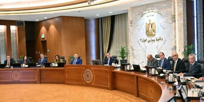 رئيس الوزراء يترأس اجتماع اللجنة العليا لشئون المشاركة