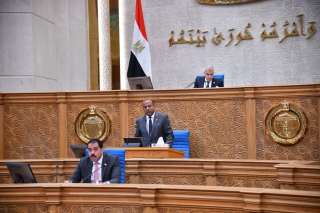الشيوخ يستمع لطلب المناقشة النائب عمرو أبو العيون بشأن استيضاح سياسة الحكومة حول الآليات الحديثة لتمويل البنية الأساسية والمشروعات التنموية